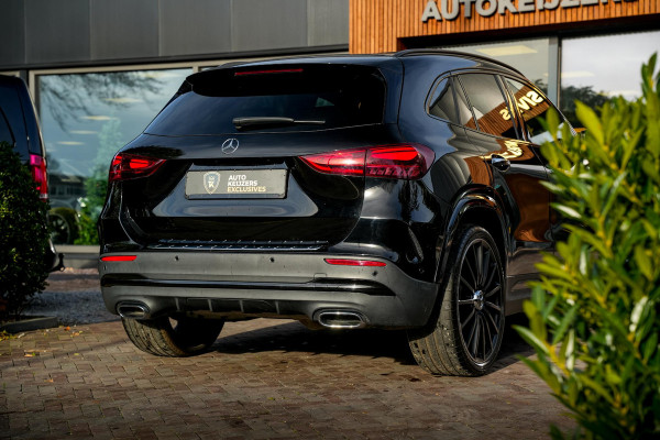 Mercedes-Benz GLA 180 AMG Line Panoramadak Adapt. Cruise Keyless Ambient