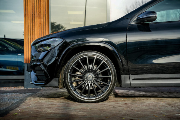 Mercedes-Benz GLA 180 AMG Line Panoramadak Adapt. Cruise Keyless Ambient