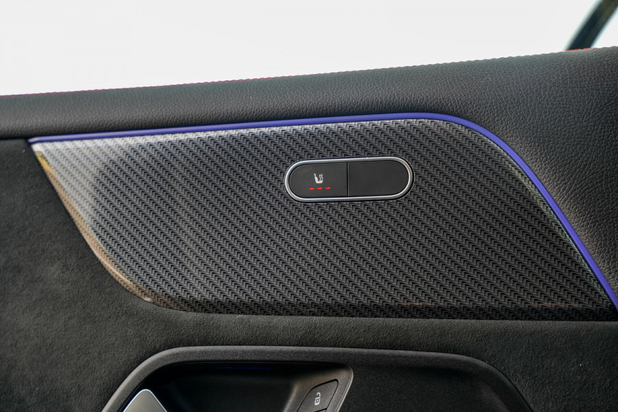 Mercedes-Benz GLA 180 AMG Line Panoramadak Adapt. Cruise Keyless Ambient