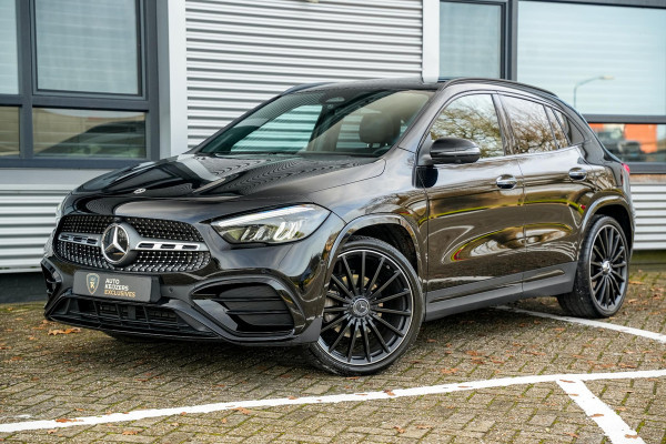 Mercedes-Benz GLA 180 AMG Line Panoramadak Adapt. Cruise Keyless Ambient