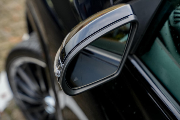 Mercedes-Benz GLA 180 AMG Line Panoramadak Adapt. Cruise Keyless Ambient