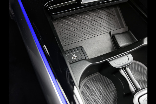 Mercedes-Benz B-Klasse 180 Business Solution AMG | Nightpakket | Trekhaak | Panoramaschuifdak  | Stoelverwarming voor | Multibeam LED | Smartphone integratie | EASY PACK achterklep | Keyless-Go comfortpakket |