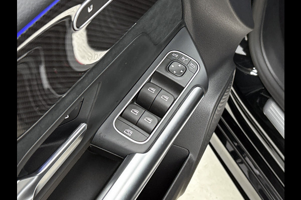 Mercedes-Benz B-Klasse 180 Business Solution AMG | Nightpakket | Trekhaak | Panoramaschuifdak  | Stoelverwarming voor | Multibeam LED | Smartphone integratie | EASY PACK achterklep | Keyless-Go comfortpakket |