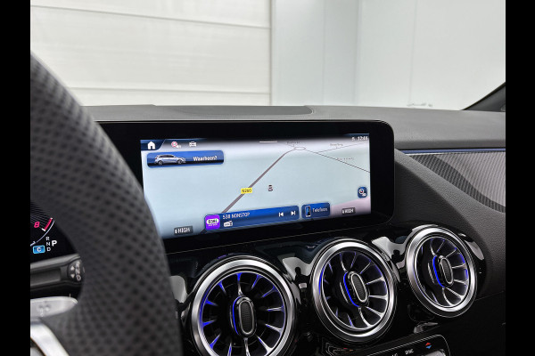 Mercedes-Benz B-Klasse 180 Business Solution AMG | Nightpakket | Trekhaak | Panoramaschuifdak  | Stoelverwarming voor | Multibeam LED | Smartphone integratie | EASY PACK achterklep | Keyless-Go comfortpakket |