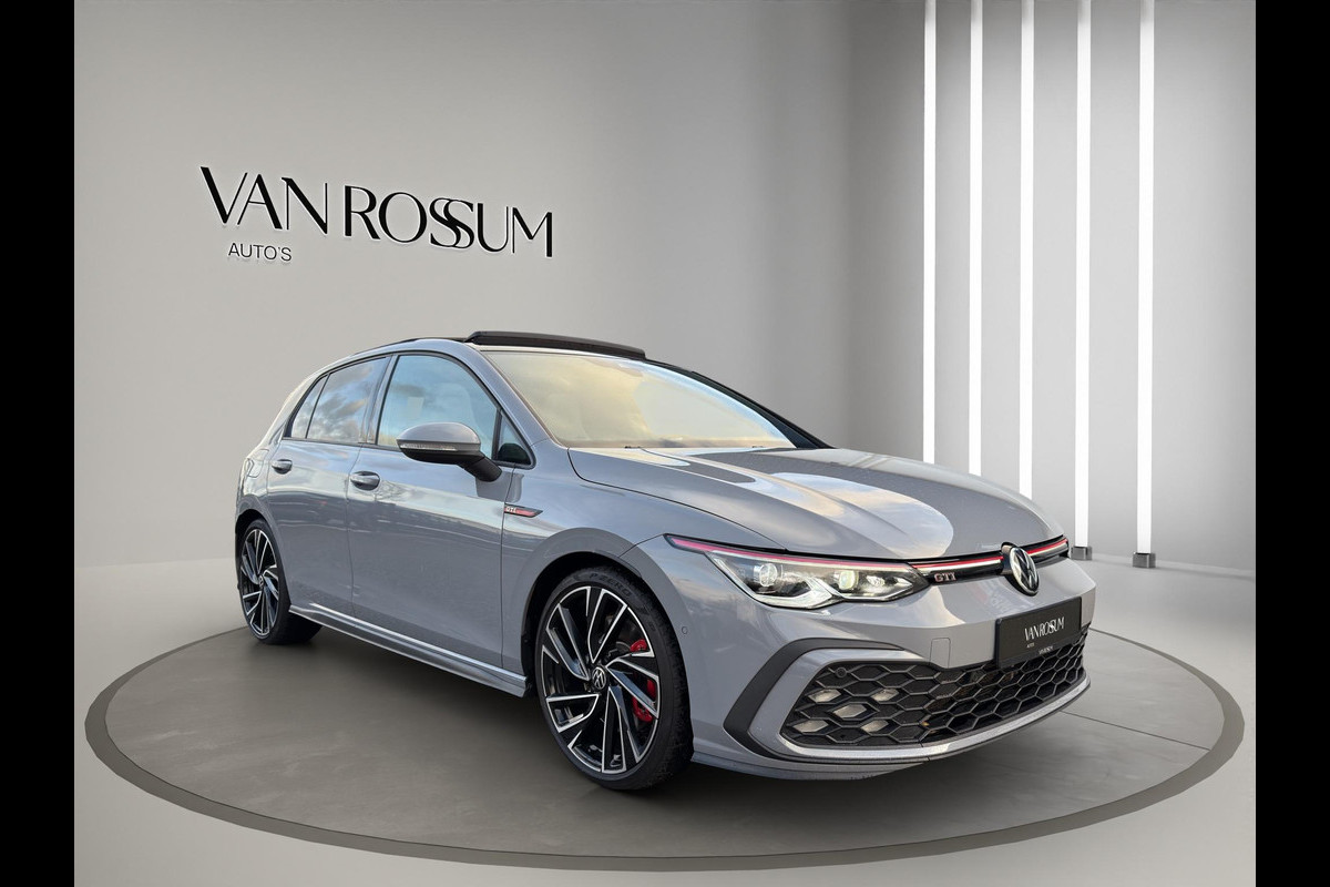 Volkswagen Golf 2.0 TSI GTI Pano Head-Up | 19"Velg | Camera | Vol Leer | Standkachel | Sfeerverl. Matrix-LED-koplamp (IQ.Light) |