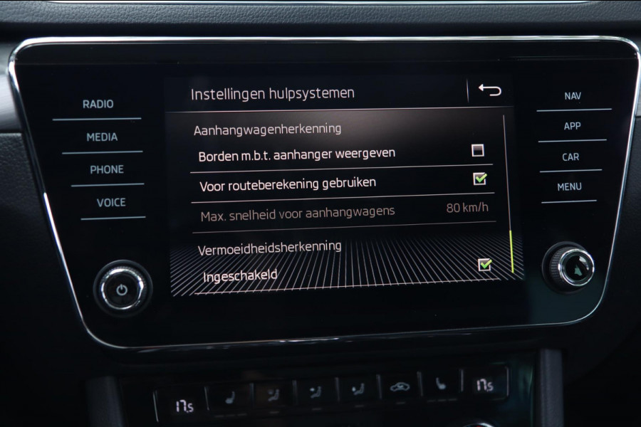 Škoda Superb 1.4 TSI ACT / PANODAK / DODEHOEK / ACC / MEMORY / CAMERA