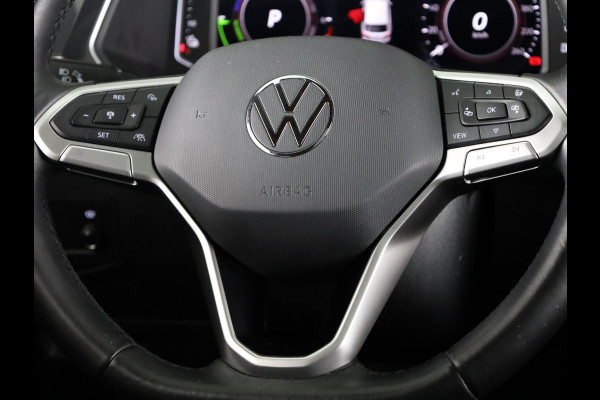 Volkswagen Tiguan 1.4 TSI eHybrid Life/Active 245 pk Automaat (DSG) | Navigatie | Panoramadak | Parkeersensoren (Park assist) | Rondomzicht camera | Stoelverwarming v/a |