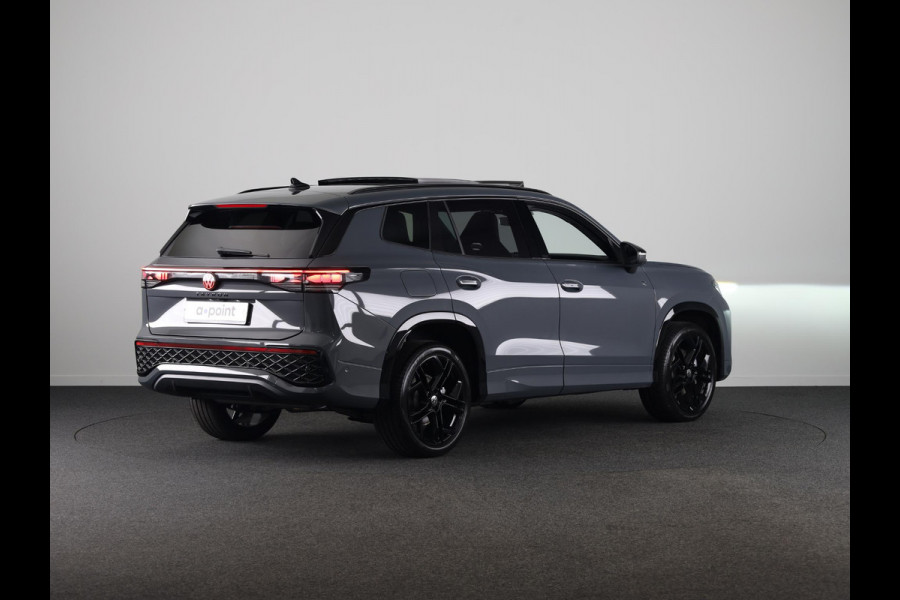 Volkswagen Tayron 1.5 eHybrid R-Line Edition 272 PK PHEV | Panorama dak | Black Style | 20"LM velgen | Stoel- en stuurverwarming | 360 graden camera |