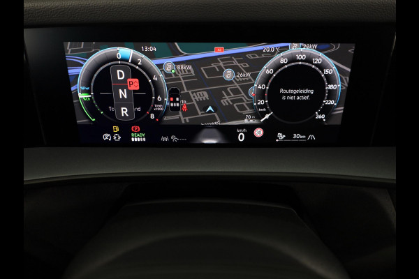 Volkswagen Tayron 1.5 eHybrid R-Line Edition 272 PK PHEV | Panorama dak | Black Style | 20"LM velgen | Stoel- en stuurverwarming | 360 graden camera |