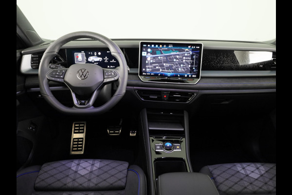 Volkswagen Tayron 1.5 eHybrid R-Line Edition 272 PK PHEV | Panorama dak | Black Style | 20"LM velgen | Stoel- en stuurverwarming | 360 graden camera |