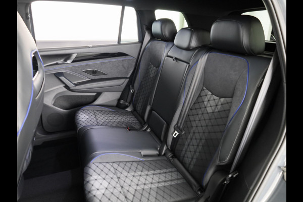 Volkswagen Tayron 1.5 eHybrid R-Line Edition 272 PK PHEV | Panorama dak | Black Style | 20"LM velgen | Stoel- en stuurverwarming | 360 graden camera |