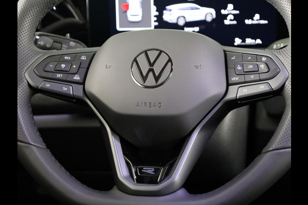 Volkswagen Tayron 1.5 eHybrid R-Line Edition 272 PK PHEV | Panorama dak | Black Style | 20"LM velgen | Stoel- en stuurverwarming | 360 graden camera |