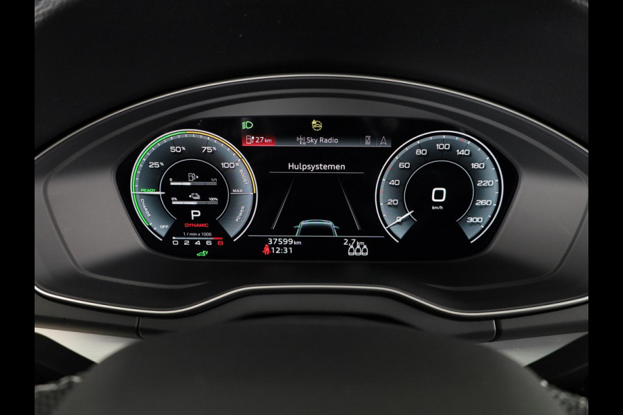 Audi Q5 Sportback 50 TFSI e S edition 299 pk S-tronic | Navigatie | Panoramadak | Trekhaak (wegklapbaar) | Parkeersensoren (Park assist) | Rondomzicht camera | Stoelverwarming v/a | S-Line |