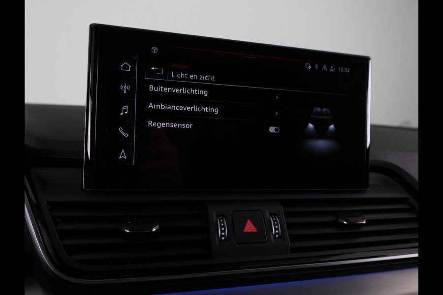 Audi Q5 Sportback 50 TFSI e S edition 299 pk S-tronic | Navigatie | Panoramadak | Trekhaak (wegklapbaar) | Parkeersensoren (Park assist) | Rondomzicht camera | Stoelverwarming v/a | S-Line |