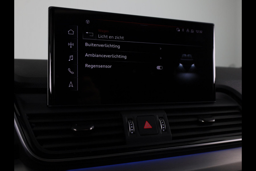 Audi Q5 Sportback 50 TFSI e S edition 299 pk S-tronic | Navigatie | Panoramadak | Trekhaak (wegklapbaar) | Parkeersensoren (Park assist) | Rondomzicht camera | Stoelverwarming v/a | S-Line |