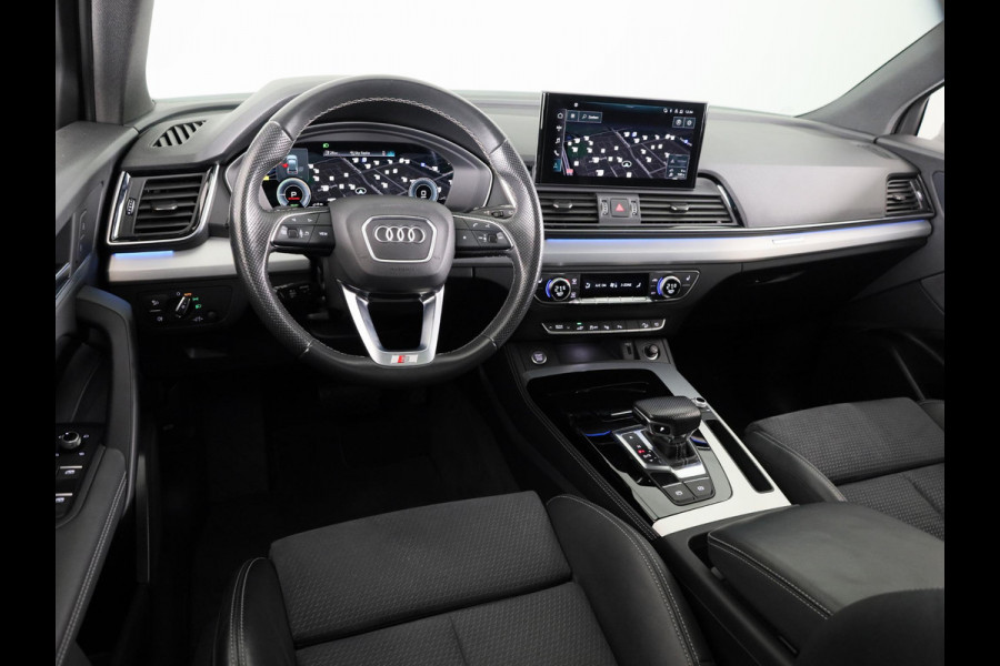 Audi Q5 Sportback 50 TFSI e S edition 299 pk S-tronic | Navigatie | Panoramadak | Trekhaak (wegklapbaar) | Parkeersensoren (Park assist) | Rondomzicht camera | Stoelverwarming v/a | S-Line |