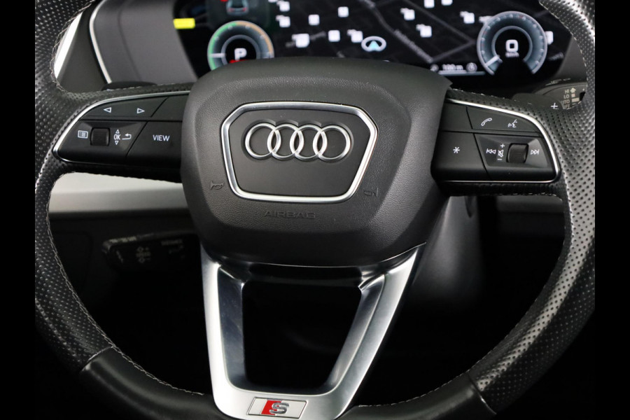 Audi Q5 Sportback 50 TFSI e S edition 299 pk S-tronic | Navigatie | Panoramadak | Trekhaak (wegklapbaar) | Parkeersensoren (Park assist) | Rondomzicht camera | Stoelverwarming v/a | S-Line |