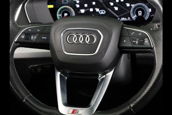 Audi Q5 Sportback 50 TFSI e S edition 299 pk S-tronic | Navigatie | Panoramadak | Trekhaak (wegklapbaar) | Parkeersensoren (Park assist) | Rondomzicht camera | Stoelverwarming v/a | S-Line |