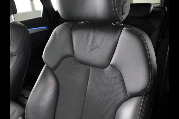 Audi Q5 Sportback 50 TFSI e S edition 299 pk S-tronic | Navigatie | Panoramadak | Trekhaak (wegklapbaar) | Parkeersensoren (Park assist) | Rondomzicht camera | Stoelverwarming v/a | S-Line |