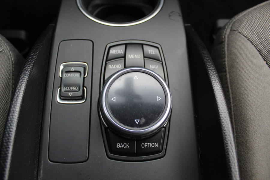 BMW i3 Dark Shadow Edition 120Ah 42 kWh / Camera / Navigatie / 20'' / Stoelverwarming / DAB / LED / Cruise Control