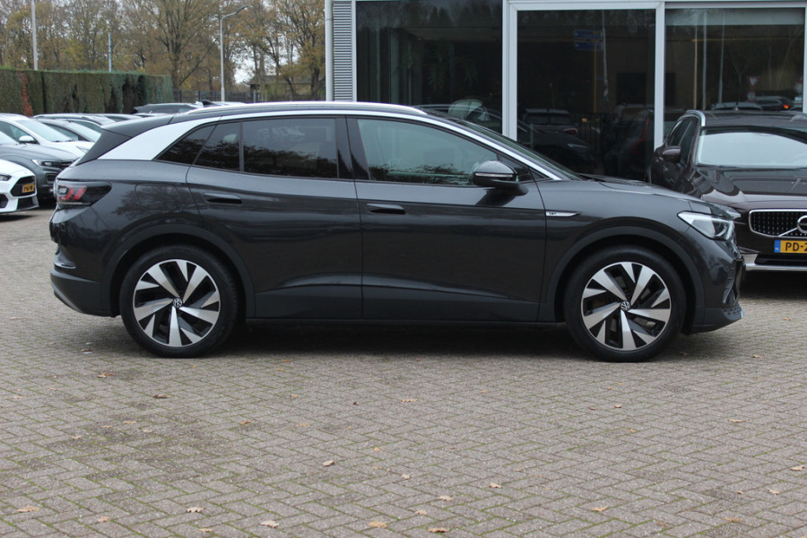 Volkswagen ID.4 First 77 kWh / Camera / Apple CarPlay / DAB / 20'' / LED / Alcantara / Stoelverwarming / ACC