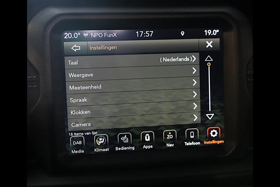 Jeep Wrangler UNLIMITED 4xe 380 80th Anniversary / Acc / 360 Camera / Leder / Navi / Dode Hoek / Trekhaak / Led / Pdc / 18 Inch