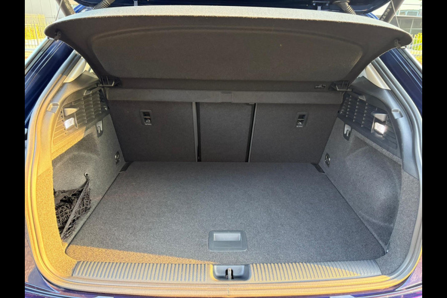 Audi Q2 35 TFSI S-LINE 150PK AUTOMAAT 6-12 M GARANTIE