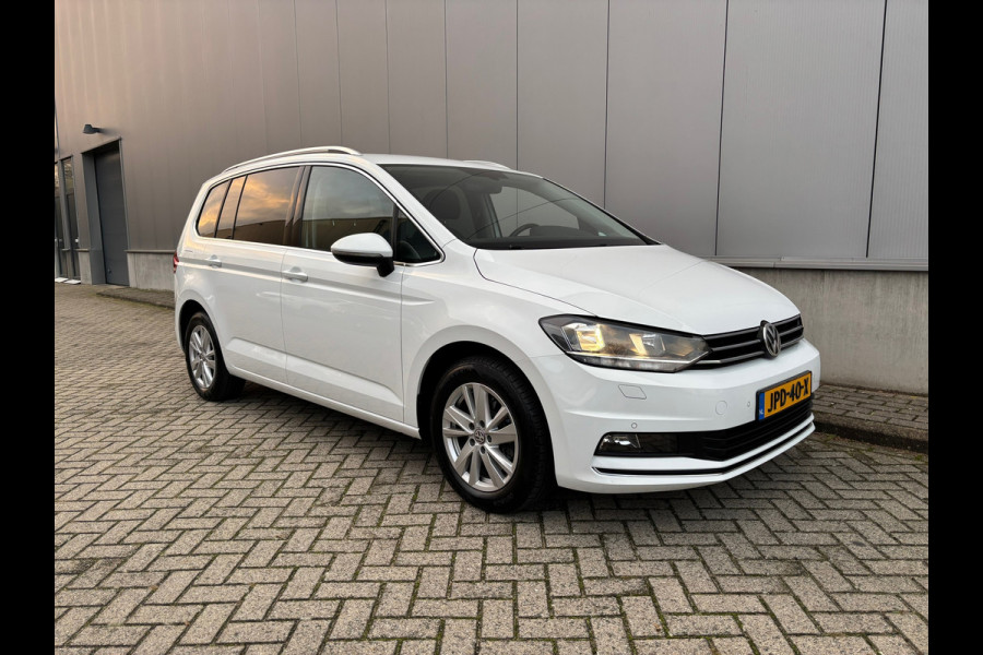 Volkswagen Touran 1.5 TSI Highline 7persoons / Camera