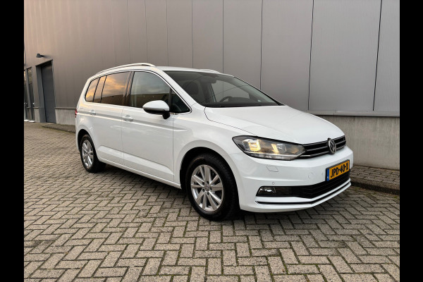 Volkswagen Touran 1.5 TSI Highline 7persoons / Camera