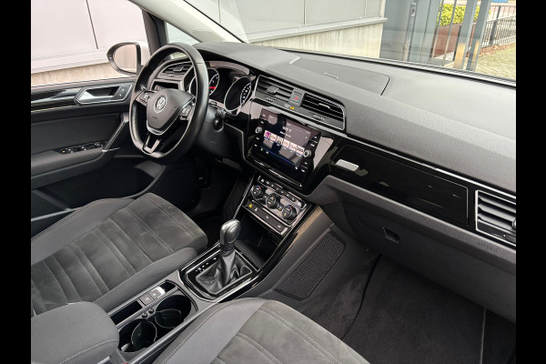 Volkswagen Touran 1.5 TSI Highline 7persoons / Camera