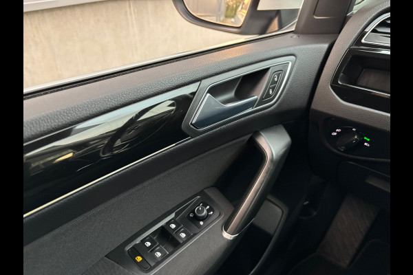 Volkswagen Touran 1.5 TSI Highline 7persoons / Camera