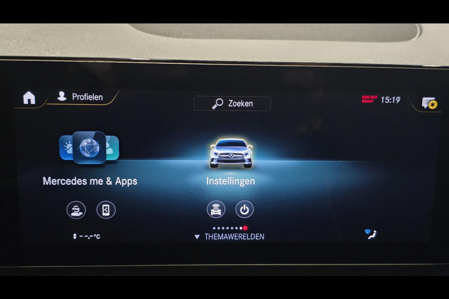 Mercedes-Benz A-Klasse 250 e AMG Line | Pano | Sfeer | Camera