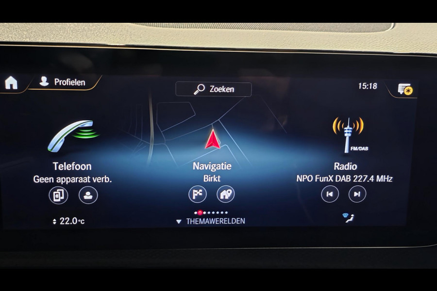 Mercedes-Benz A-Klasse 250 e AMG Line | Pano | Sfeer | Camera