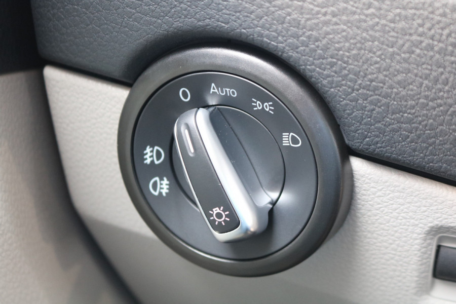 Volkswagen Transporter 2.0 TDI L2 H1 150pk DC 4-Motion Automaat Airco Led Trekhaak Camera