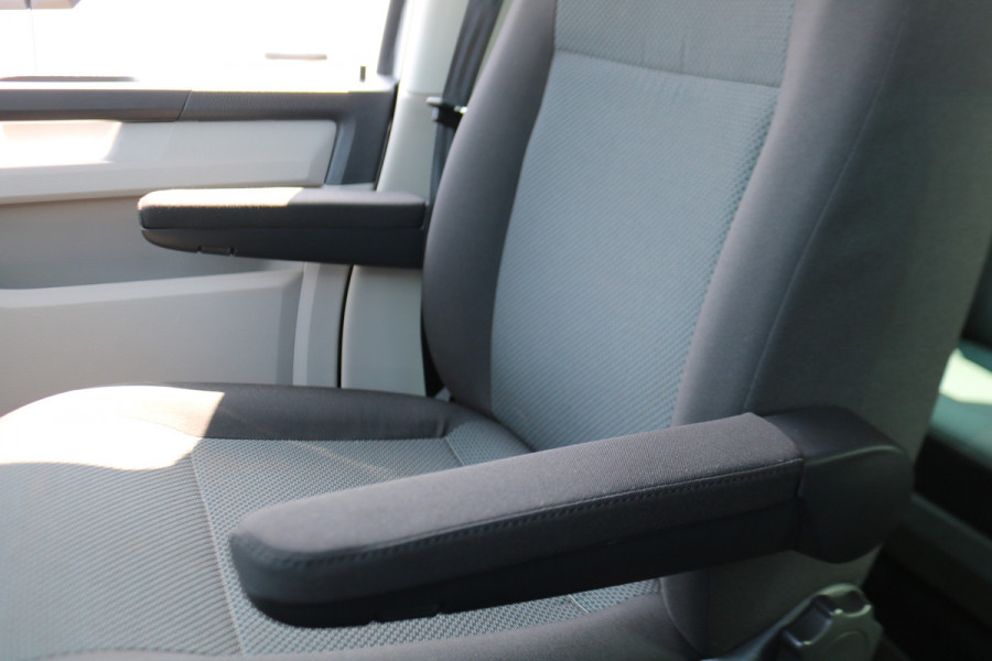 Volkswagen Transporter 2.0 TDI L2 H1 150pk DC 4-Motion Automaat Airco Led Trekhaak Camera