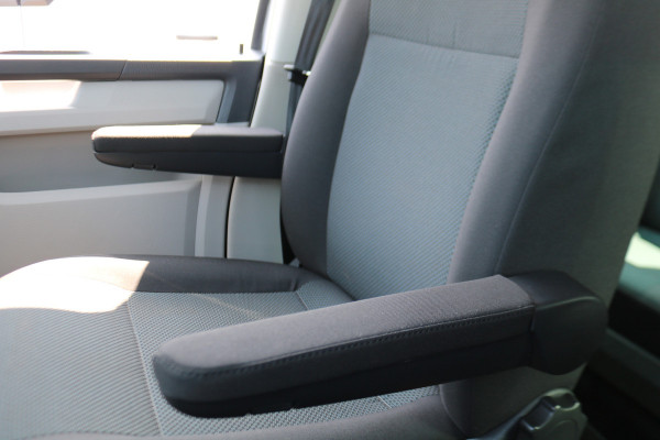 Volkswagen Transporter 2.0 TDI L2 H1 150pk DC 4-Motion Automaat Airco Led Trekhaak Camera