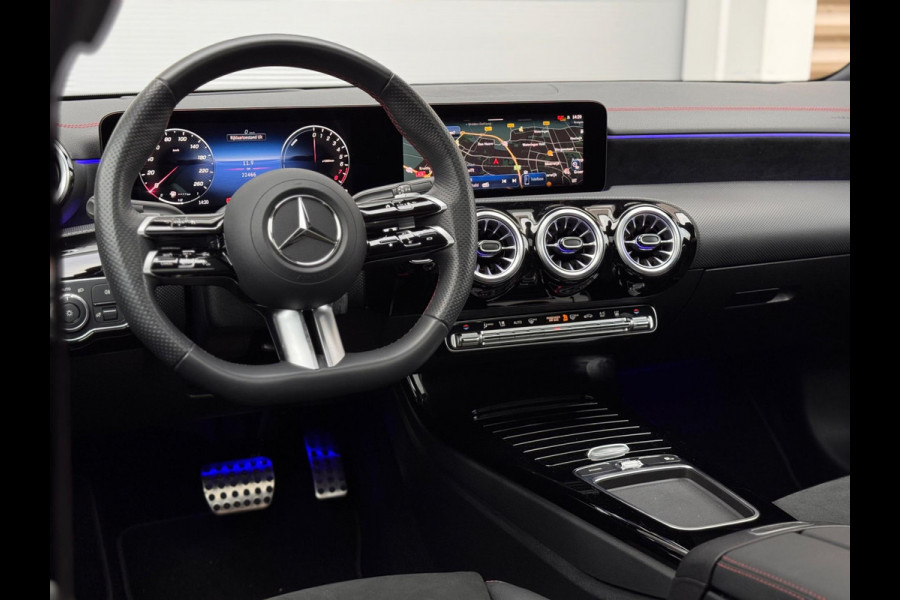 Mercedes-Benz CLA-Klasse 250 e AMG Edition 45 S Pano/Memory/360/Sfeer