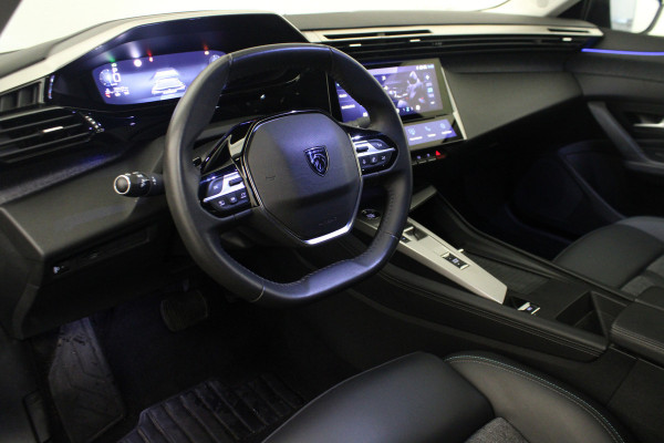 Peugeot 408 1.2 PureTech Allure Pack 130 EAT8