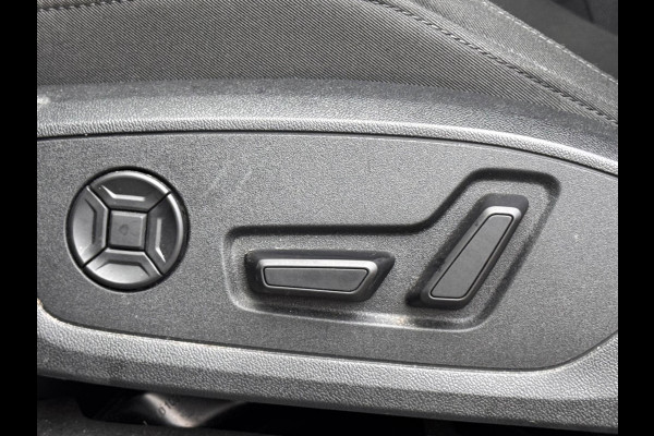 Audi Q3 Sportback 45 TFSI e S Edition Matrix/Camera/Keyless