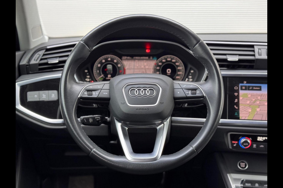 Audi Q3 Sportback 45 TFSI e S Edition Matrix/Camera/Keyless