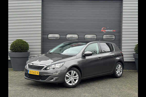 Peugeot 308 1.2 PureTech Blue Lion | Panoramadak | Navigatie | Lichtmetalen Velgen | Parkeersensoren |