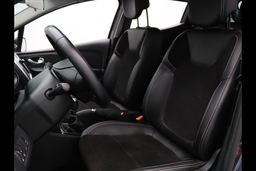 Renault Clio 120pk TCe Intens Camera | Cruise | Navi | Parkeersens. v+a