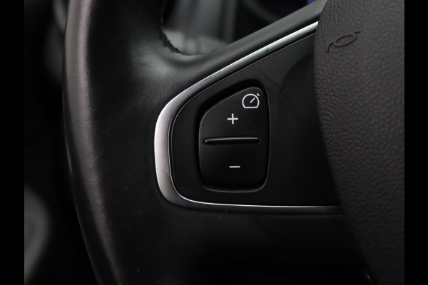 Renault Clio 120pk TCe Intens Camera | Cruise | Navi | Parkeersens. v+a