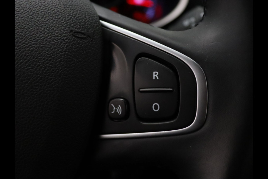 Renault Clio 120pk TCe Intens Camera | Cruise | Navi | Parkeersens. v+a