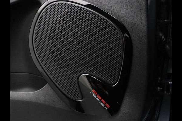 Renault Clio 120pk TCe Intens Camera | Cruise | Navi | Parkeersens. v+a