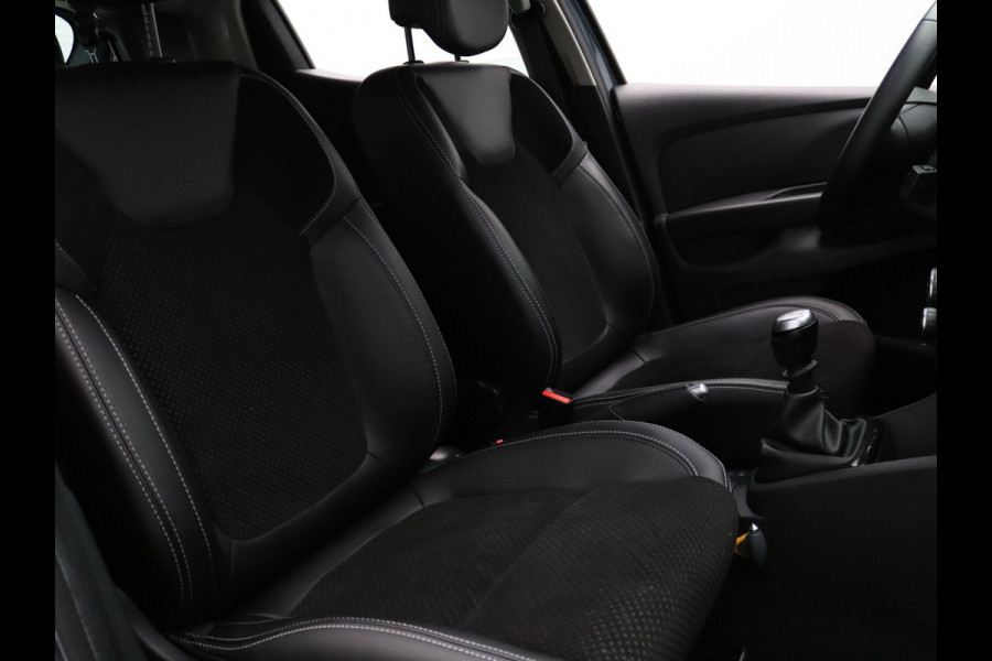 Renault Clio 120pk TCe Intens Camera | Cruise | Navi | Parkeersens. v+a