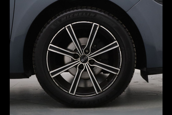 Renault Clio 120pk TCe Intens Camera | Cruise | Navi | Parkeersens. v+a