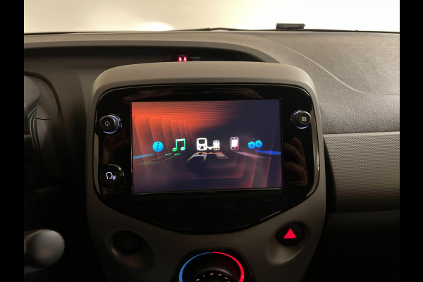 Peugeot 108 1.0 e-VTi Lion Edition AIRCO NAVI VIA APP BLUETOOTH APPLE CARPLAY SPARCO CAMERA PRIVACYGLAS ZEER NETTE AUTO