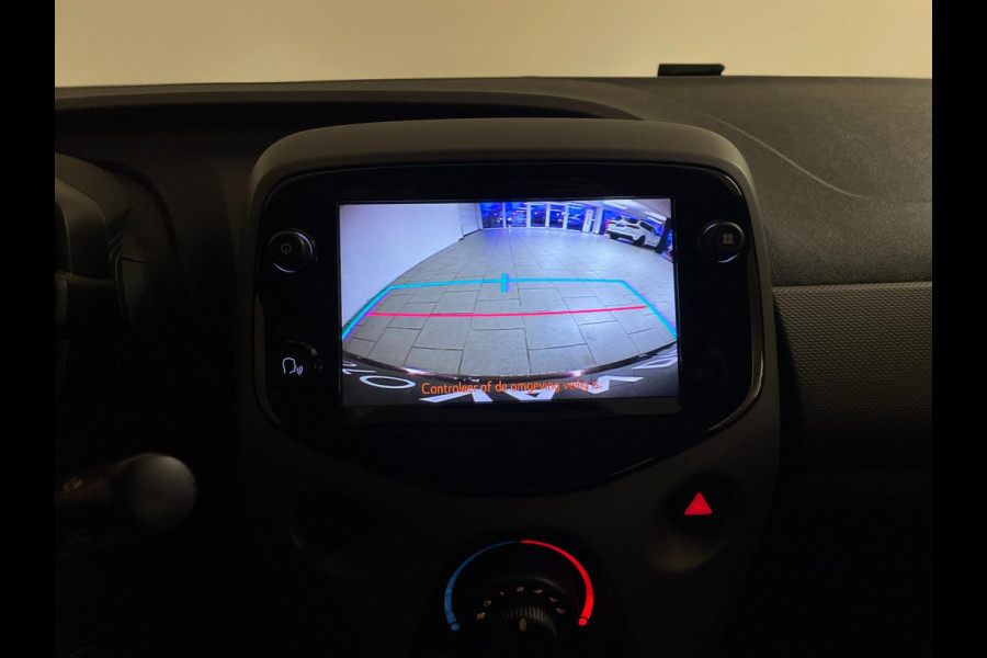 Peugeot 108 1.0 e-VTi Lion Edition AIRCO NAVI VIA APP BLUETOOTH APPLE CARPLAY SPARCO CAMERA PRIVACYGLAS ZEER NETTE AUTO