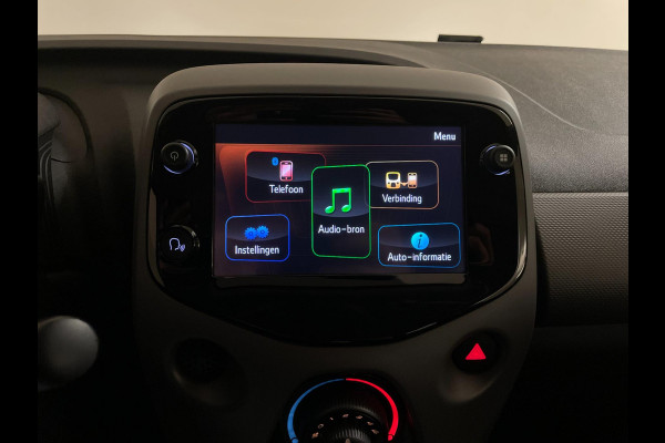 Peugeot 108 1.0 e-VTi Lion Edition AIRCO NAVI VIA APP BLUETOOTH APPLE CARPLAY SPARCO CAMERA PRIVACYGLAS ZEER NETTE AUTO